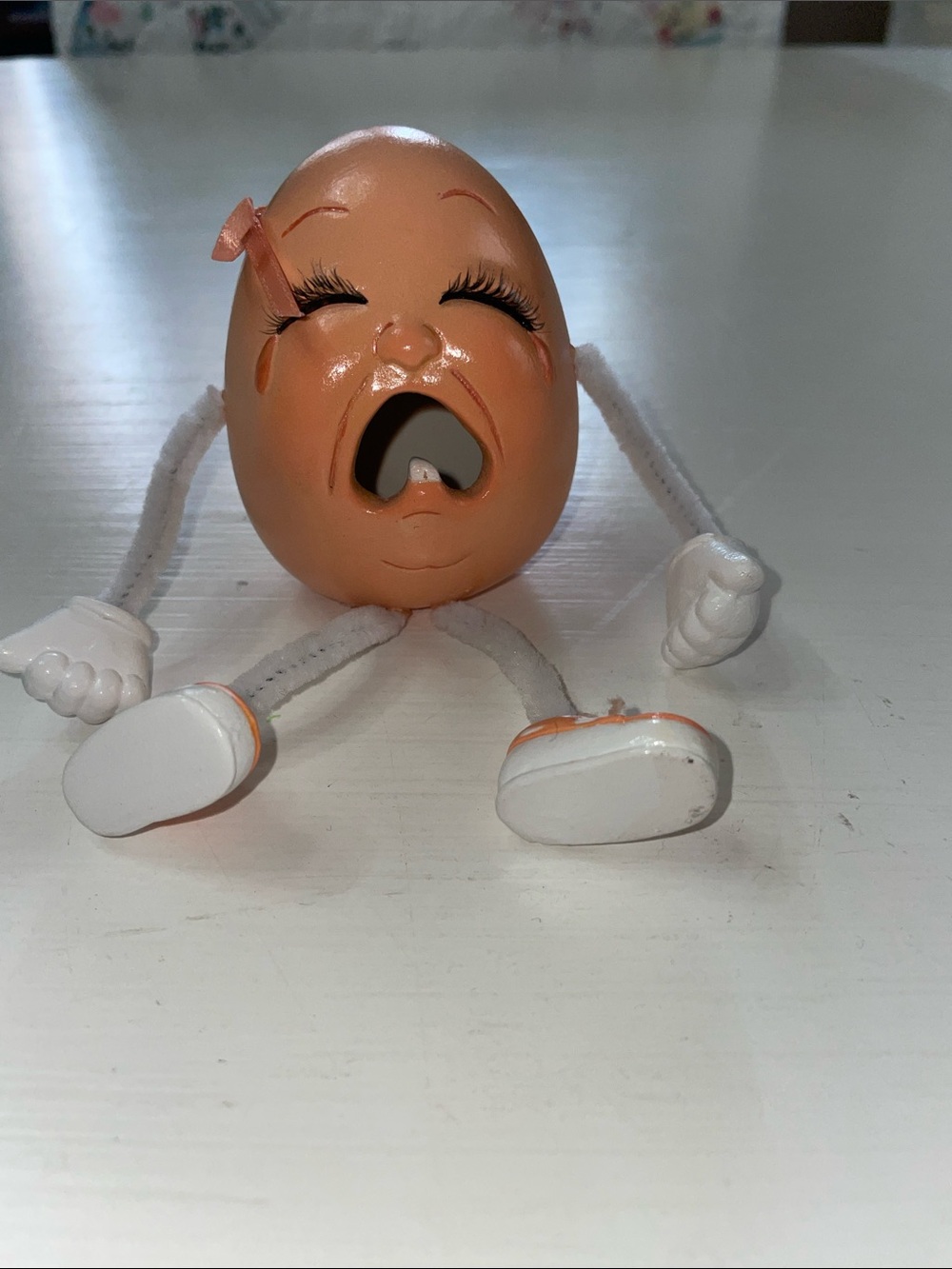 Vintage Anthropomorphic Egg Noggin Shelf sitter